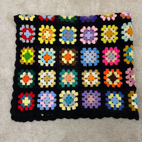 Vintage Vibrant Granny Square Afghan Throw Blanket Black Rainbow MCM - Picture 1 of 5